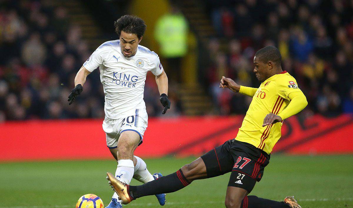 包含沃特福德客场胜利，扭转颓势，谱写新篇章的词条