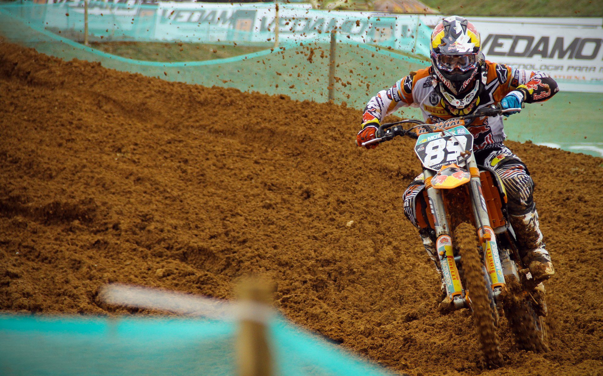 枪手新王登基！马丁内利独舞圣西罗，英格兰新锐击沉蓝黑战舰