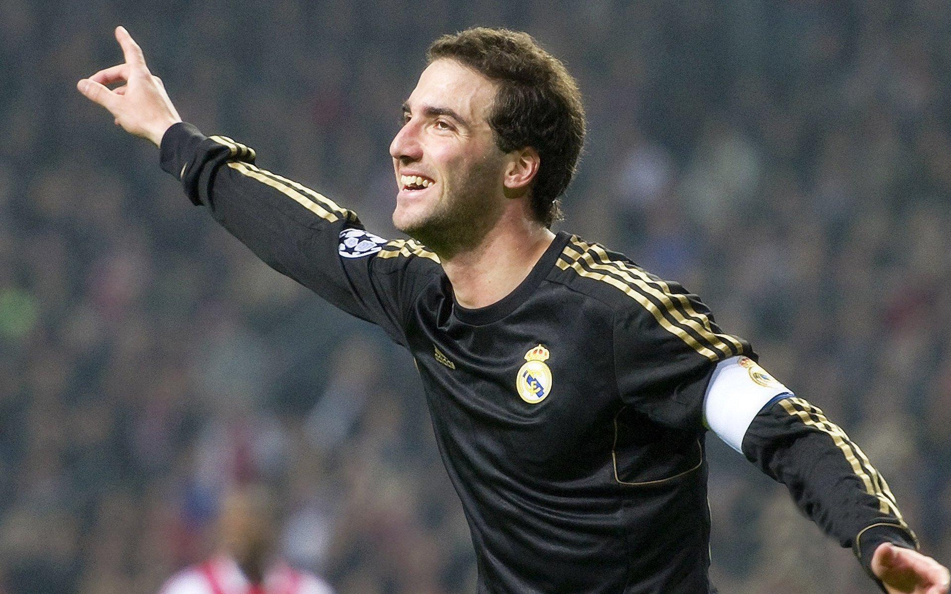 迪巴拉锁死对手，巴黎一波带走韩国—足球战术与意志的胜利