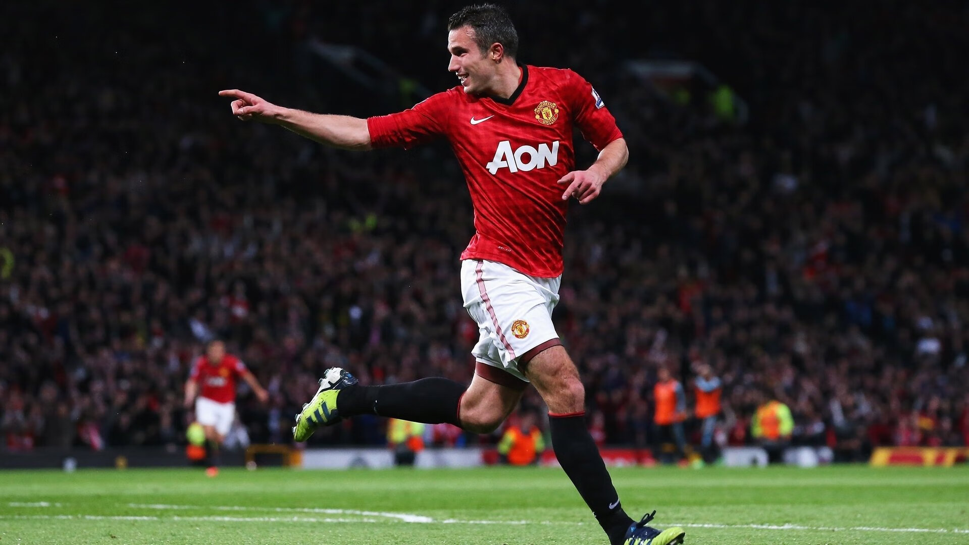 绝杀之夜，雷诺的孤注一掷与汉密尔顿的王者宣言